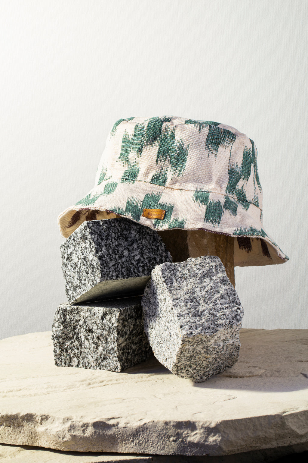 Lengua Bucket Hat Grass/Maroon